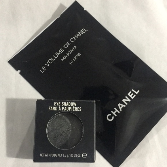 MAC Cosmetics Other - MAC eyeshadow “ Charred” NIB